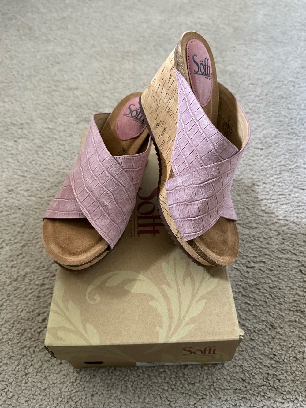 NEW Söfft Ciera Crisscross Wedge Sandals in Desert Rose